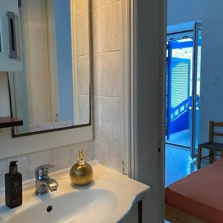 Apartman Walk On The Beach In Seconds - Studio With Apollon Beach View Balcony *